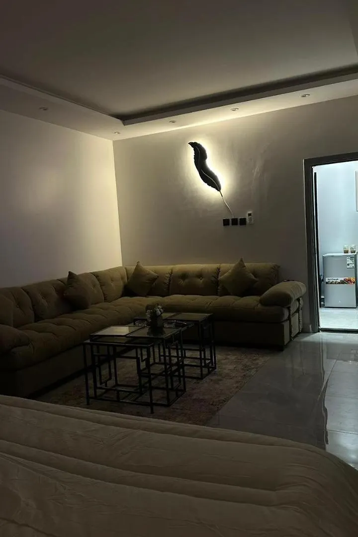 شقة بجلسة خارجيه رايقه وجميله . Apartment Riyadh Saudi Arabia